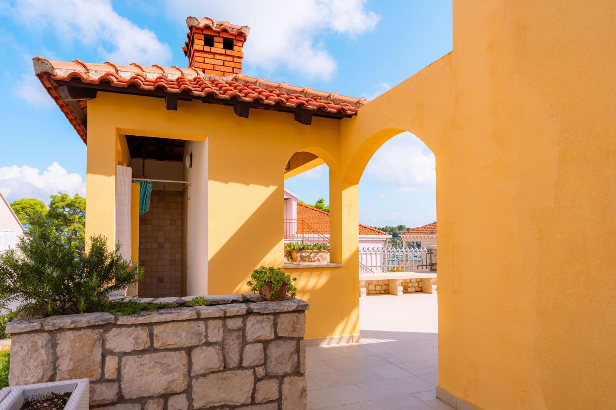 House 4 You Lumbarda Esterno foto
